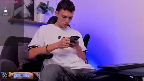 Snapshot of smitgrey chatting on March 5, 10:10 pm SMIT online show from March 5, 10:10 pm
