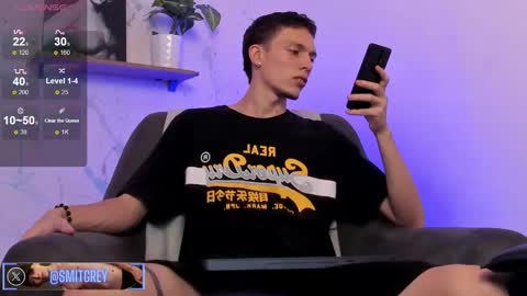 Snapshot of smitgrey chatting on March 10, 8:45 pm SMIT online show from March 10, 8:45 pm