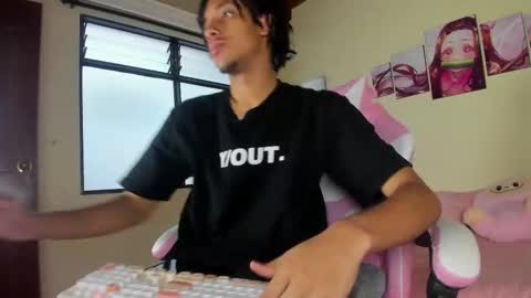 smitt jr online show from February 15, 12:37 pm