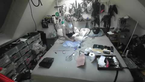 smokeslut365 online show from February 5, 10:55 pm