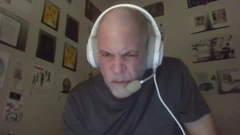 smokeythebarbarian online show from January 22, 8:51 am