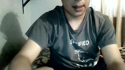 smoothchest1 online show from April 16, 8:31 pm