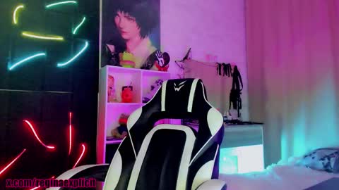 Snapshot of snake_bites chatting on October 3, 9:34 pm Reeginaaaaa online show from October 3, 9:34 pm
