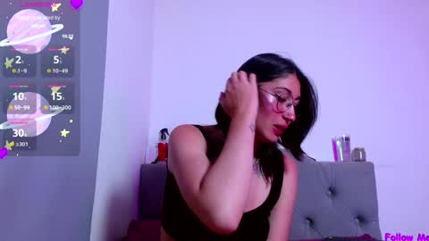 IG     OF red moonn online show from September 26, 4:42 am