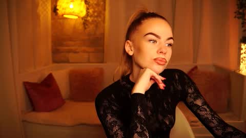 Hanna online show from February 21, 9:34 am