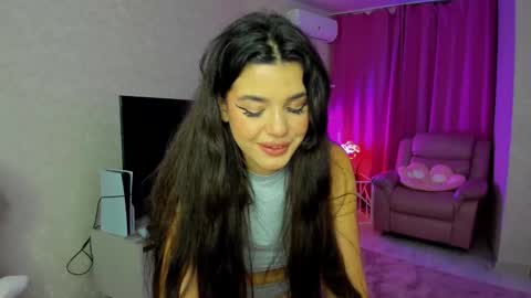 snowingwinter online show from November 10, 6:32 pm