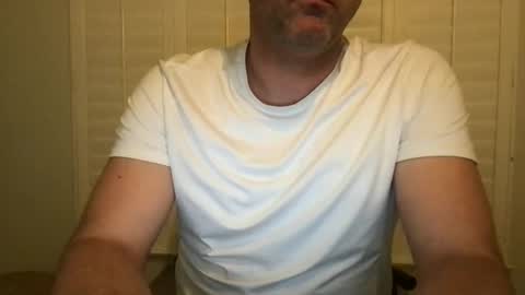 chris online show from November 9, 1:42 am