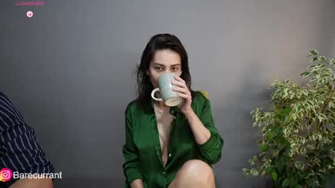 Yesenia online show from February 9, 1:46 pm