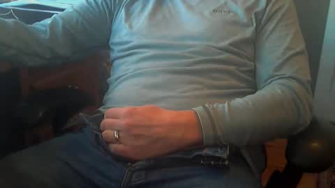 Snapshot of socksandasmile69 chatting on January 24, 9:37 pm socksandasmile69 online show from January 24, 9:37 pm