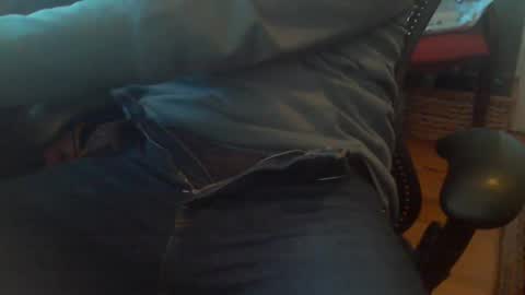 Snapshot of socksandasmile69 chatting on December 30, 7:32 pm socksandasmile69 online show from December 30, 7:32 pm