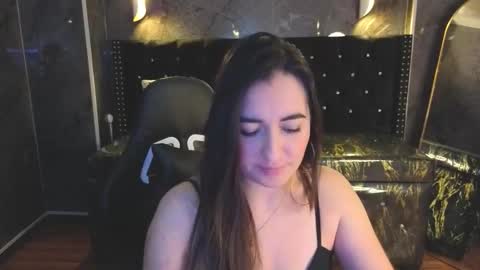 Snapshot of soffi_betacur_b chatting on October 23, 3:08 am soffi_betacur_b online show from October 23, 3:08 am