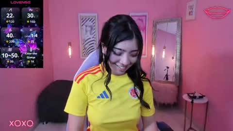 soffi_x online show from June 18, 9:36 am