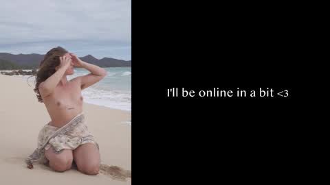 Julia    online show from October 24, 8:09 pm