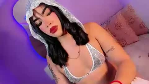 sofi_hdzz online show from July 2, 9:09 pm