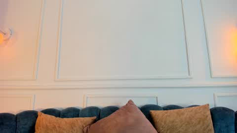 Sofi online show from December 31, 11:42 am