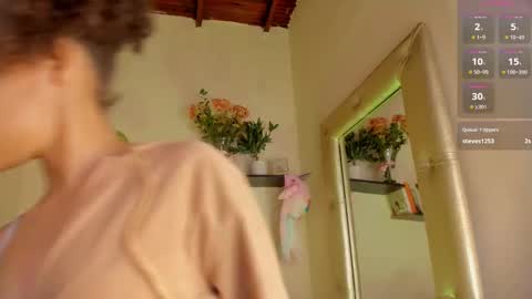 S O F I A  online show from March 7, 5:24 pm