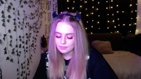 sofia_rosemary online show from February 23, 2:46 pm