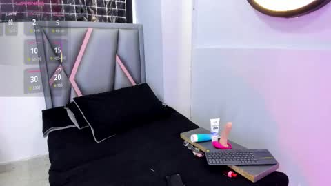 Sofa online show from November 17, 12:19 pm