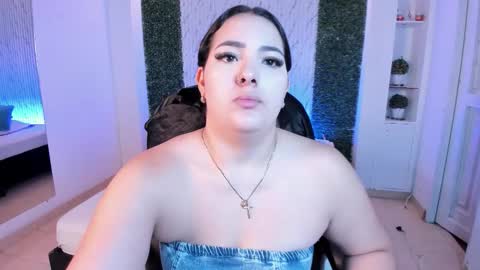 Sofia caramel online show from February 7, 11:13 am