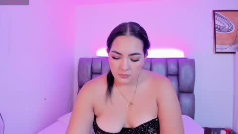 Sofia caramel online show from January 7, 7:41 pm