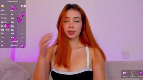 Snapshot of sofiaferrerx chatting on December 6, 9:51 pm  SOFA FERRER  online show from December 6, 9:51 pm