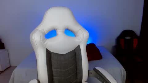 sofia online show from April 27, 5:05 am