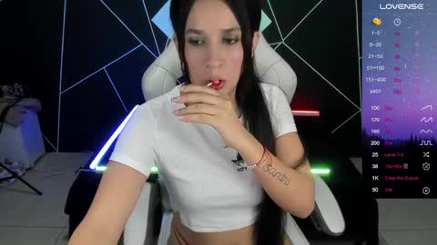 sofia online show from February 11, 5:26 am