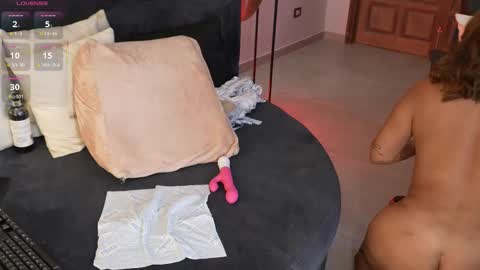 Sofia Reyes online show from February 9, 12:03 am