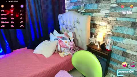 Sofia online show from February 23, 8:33 pm