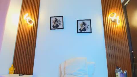   online show from November 27, 10:56 am