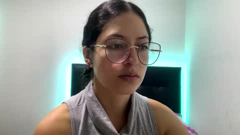 Sofi online show from March 1, 12:09 pm