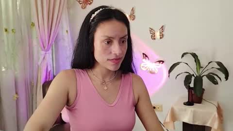 Sofi Bella online show from November 24, 6:39 pm