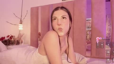 Sofie online show from March 11, 1:12 pm