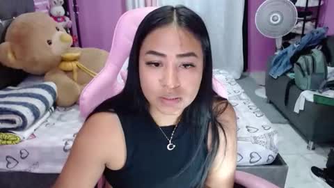 sofia Dreams online show from March 20, 2:05 am