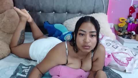 sofia Dreams online show from February 18, 9:09 pm