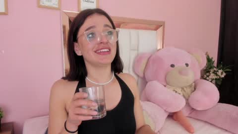 Sofi agudelo online show from February 6, 5:03 am