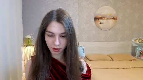 Kelly online show from April 5, 3:42 pm