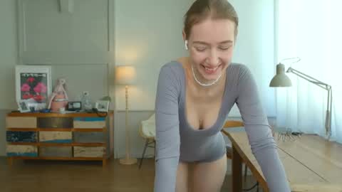 Bella online show from February 9, 11:04 am