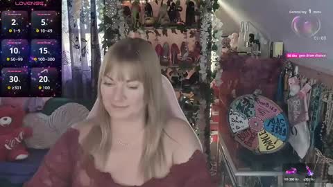 solesticia online show from September 9, 7:14 pm