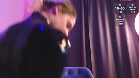 Sonia online show from December 10, 7:11 pm