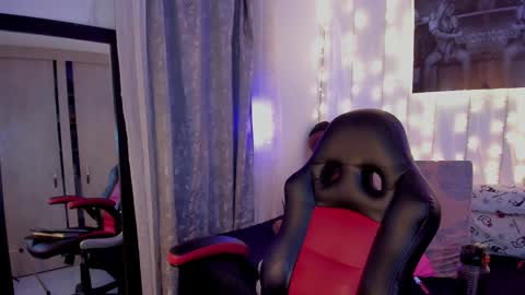 sophie online show from February 10, 9:04 am