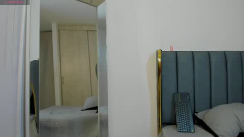 sophia_owens_2 online show from May 8, 3:12 am
