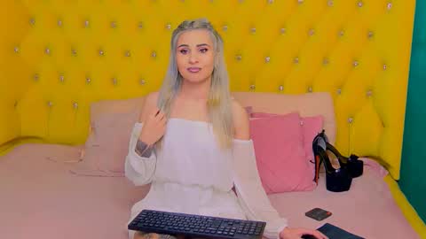 sophia smith4146 online show from November 29, 10:56 am