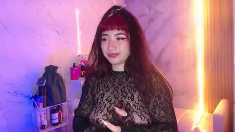 Sophia online show from December 3, 1:45 pm