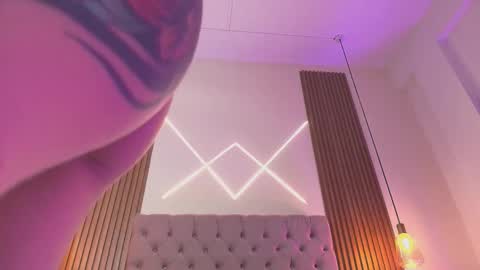 sophia_turneer online show from November 30, 5:25 am