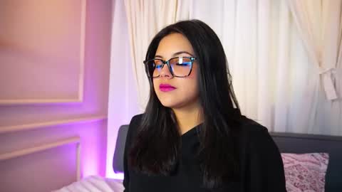 Snapshot of sophia_wilsonn_ chatting on September 12, 11:12 am Sofi online show from September 12, 11:12 am