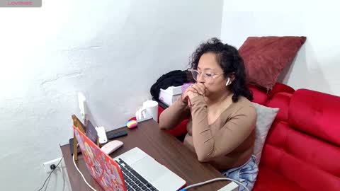 sophiaburton online show from October 2, 1:26 am