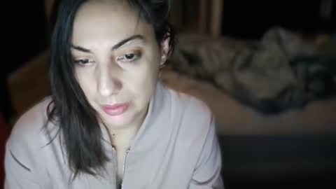 sophiadover online show from February 23, 6:26 am