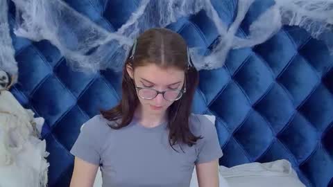 SophiaProve online show from October 27, 4:34 am