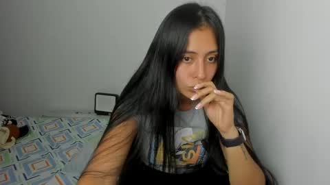 Sophie online show from February 20, 1:36 am